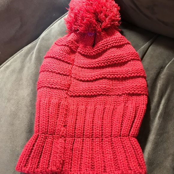 NWT C.C exclusives pom beanie hat - Picture 7 of 7